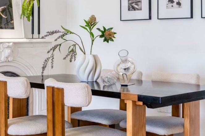  River View 3-Bedroom Apartment with Central Air & Full Kitchen Appliances