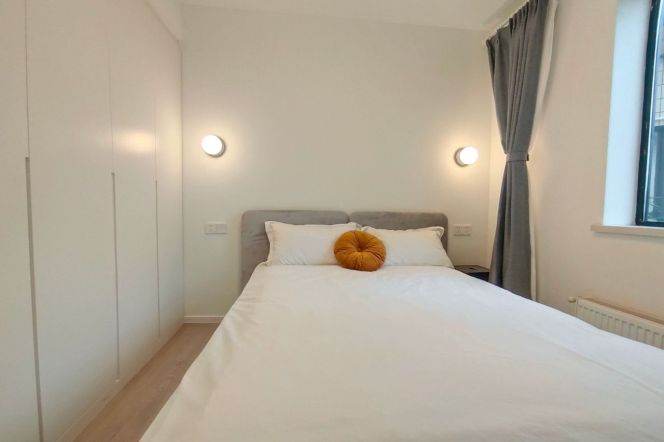 Elevator 1br - Tianyaoqiao Road - 6 mins to Line 4 Shanghai Stadium Station