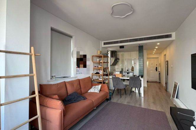 great value apartment- prime location- 1bed elevator- Wuyuan Road -Line 1/7 Changshu Road