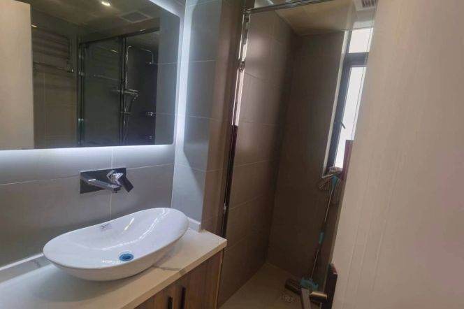 jiangsu rd modern elevator 1BR/living room@L2/11