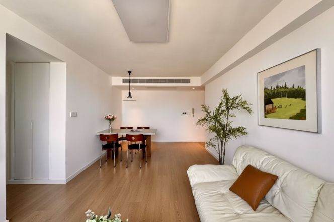 Bright 2Br wt floor heating,good view@Wuding rd,Jiangsu rd