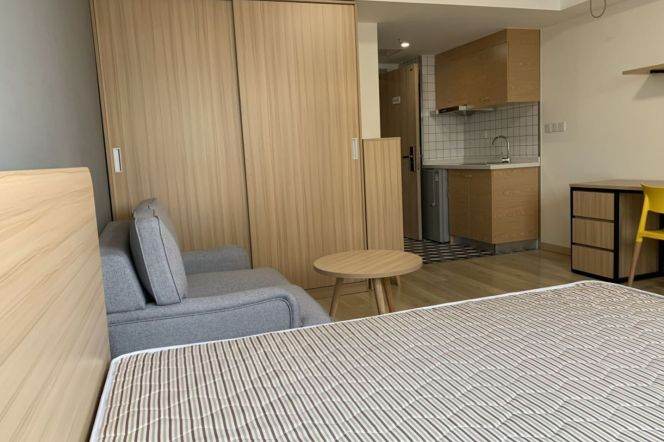 1Stuido near line 1/3/4 convenient to Shanghai Uni Yan'chang campus can long and short lease