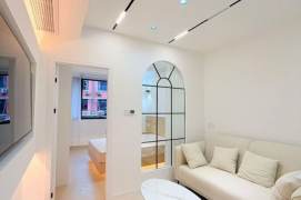 Cozy & Modern 1 br in HuangPu near DaPu Qiao . L4 LuBan Rd St.+ L 9 DaPuQiao St.