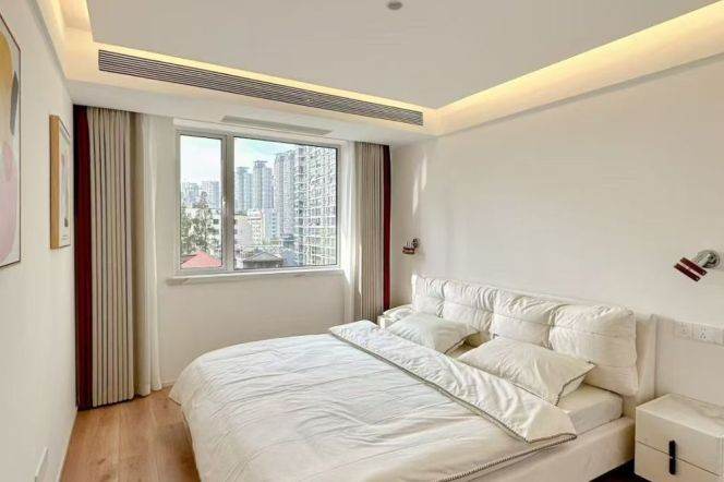 3 Brs, 2 Baths, Floor heating/Central ac/Dish washer, 150 sqm @ Xiaonanmen station L9