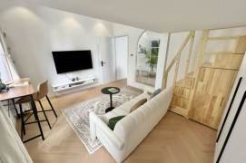 Cozy&Bright, Yu yuan road, 1Br Loft, Zhong shan park, L2/4/5