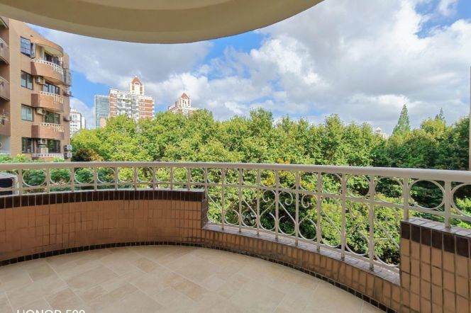 Wukang road, 2Br 2Ba 1Big Balcony 120Sqm, Chang shu road, 1/2/7