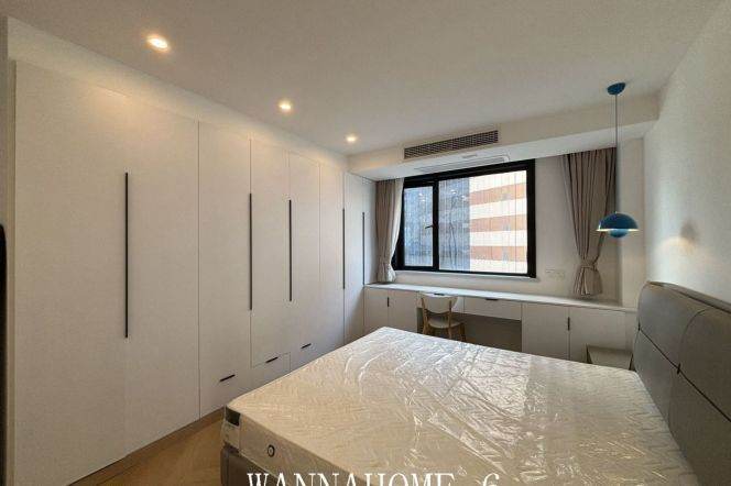 9.2K+ 1Bdr 1Bath+L2/3/4Zhongshan Park 0 Distance+Large Balcony+Large Storage+Floor Heating