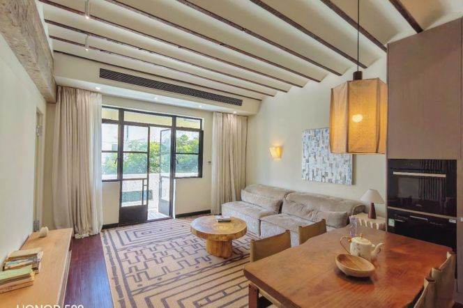 Xuhui Core, Heng shan road, 2Br 2Ba 1Balcony 120Sqm, L1/7/9