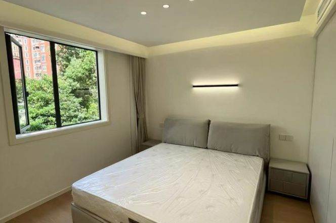 Dapu Bridge/Tianzifang well designed 1bedroom apt with floor heating; L9/12
