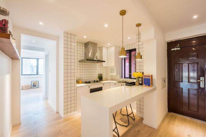 Cozy 4br with balcony @Line 9/12 Jiashan Road St.