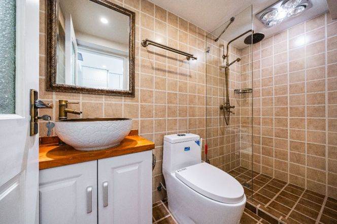 South xiangyang rd 160 sqm 3 br Townhouse &floor heating &terrace 21K