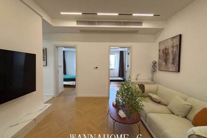 11.5K+Spacious 2Bdrs 1Bath Apt+L13+14 Wu Ning Rd+Stunning View+Great Deal+Large Storage
