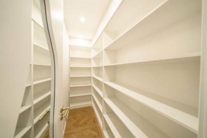 3BR/People's Square/L1,2,8,12/