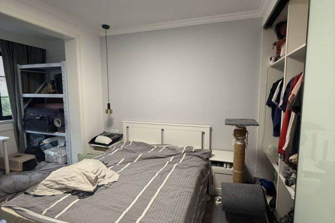 Elevator 2br Apt close to Hongqiao Road metro