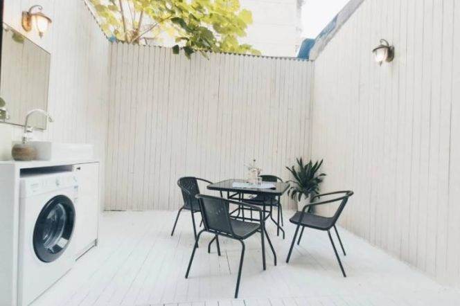 Big terrace one bedroom apartment near Line4 West Yan'an Rd