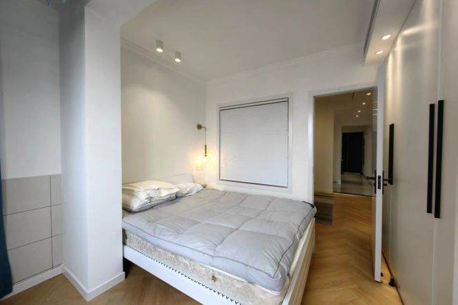 Cozy one bedroom elevator apt+central AC+Oven @Line11/13 Longde Rd