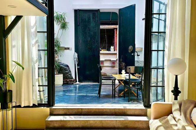 South Shanxi rd 1BR with garden