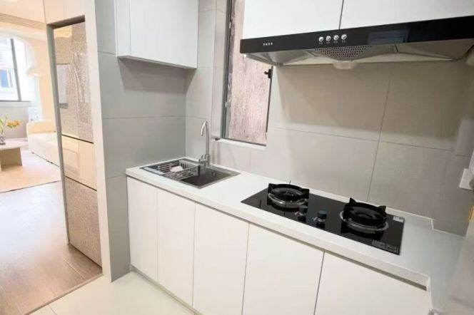 Jiaotong University 1BR apartment