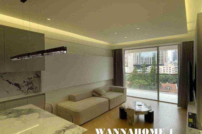 Spacious&Bright&Modern 1Bdr 1Bath+W Nanjing Rd CBD+Open Balcony+Great Compound