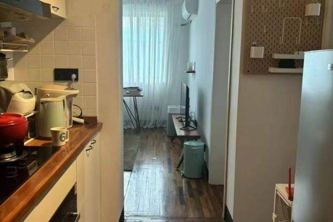 great value-1br with bookroom -elevator- oven- near Wukang Building-line 10/11 Jiaotong university 
