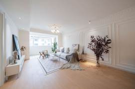  Stunning 2br 2baths high-rise at Xuhui Line 9&12 
