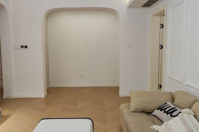 Wuding Rd,Jing'an Temple cozy 3Br 2Bt wt floor heating