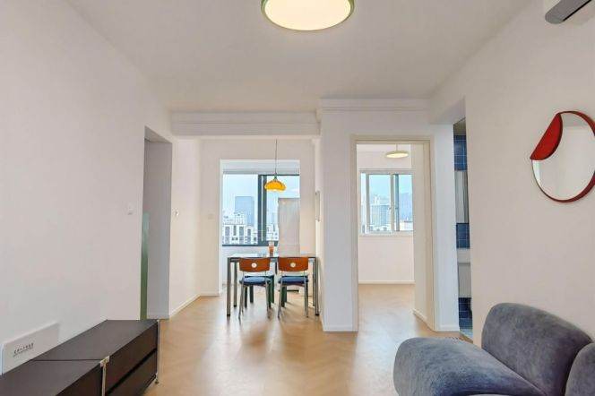 Stylish 2 Br near NYU shanghai , easy to L 8  LingZhaoXinCun St