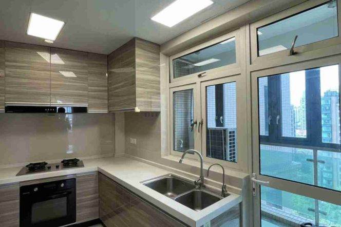 Spacious&Bright&Modern 2Bdrs 2Baths+W Nanjing Rd CBD+Open Balcony+Great Compound