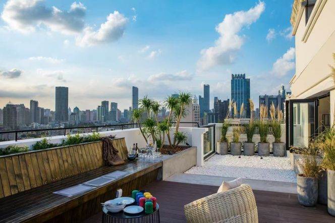    Top Floor Penthouse with Huge View Terrace in old xuhui 