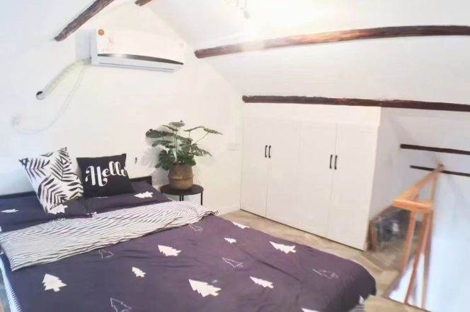 West Nanjing rd 2BR apartment