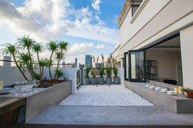    Top Floor Penthouse with Huge View Terrace in old xuhui 