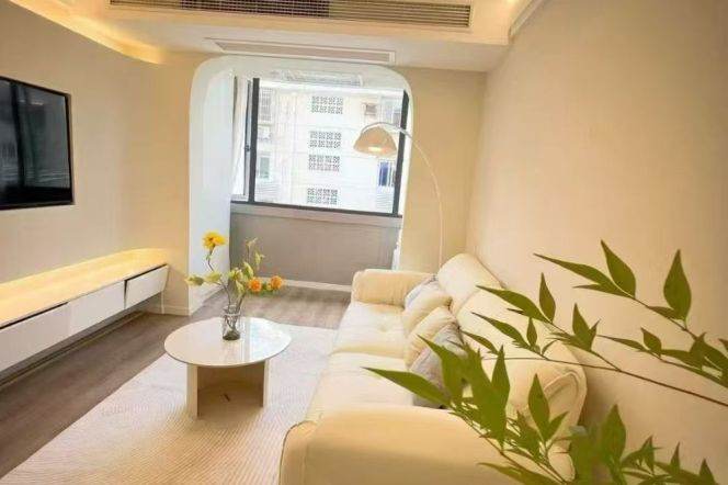 Jiaotong University 1BR apartment