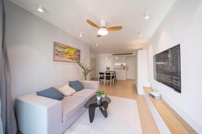 Elevator 1BR | Hongqiao Road | 3 mins to Line 1/9/11 Xujiahui Station