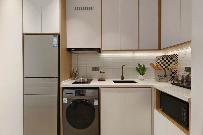 1Large Studio near line 10 Wujiaochang and Fu'dan Uni can long and short term lease