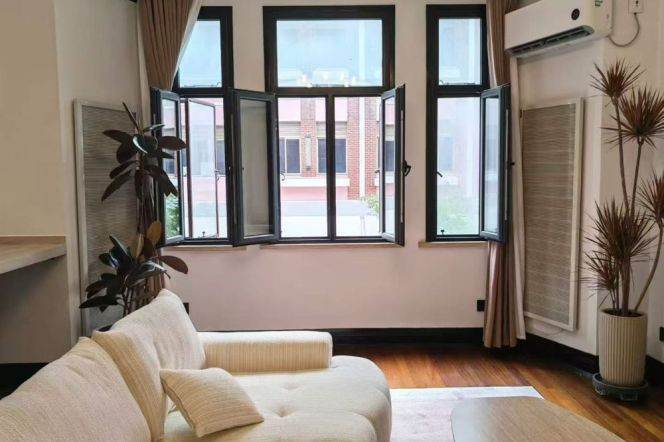 Refurbished 2BR 2BA Apt in Heritage Building on Middle Huaihai Rd