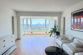   Modern & Bright 3-Bedroom Spacious Residence