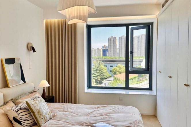 Gubei L10/ 150 sqm 3 br Apt &floor heating &oven 20K
