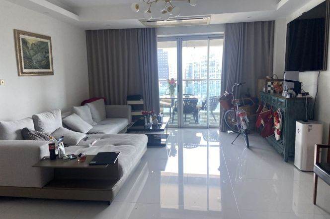 Prime 4BR 2BA 190m² Residence at Crystal Pavilion | W.Nanjing Rd Station