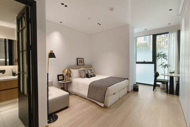 1Large Studio near line 10 Wujiaochang and Fu'dan Uni can long and short term lease