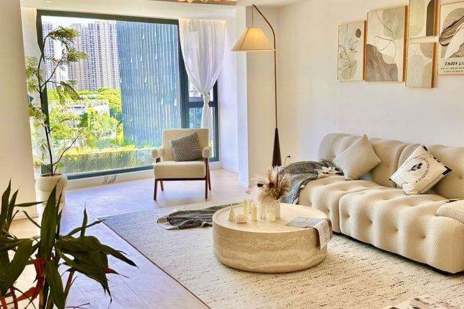 Gubei L10/ 150 sqm 3 br Apt &floor heating &oven 20K