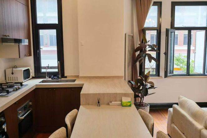 Refurbished 2BR 2BA Apt in Heritage Building on Middle Huaihai Rd