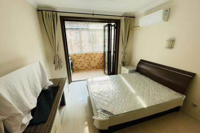 Cozy&bright 1br@changping rd sta 5.6k