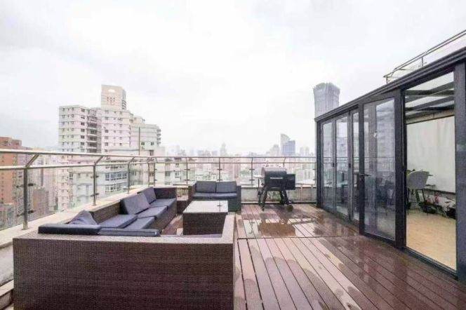 Jing'an 120 sqm 1 br High rise &huge terrace  15K