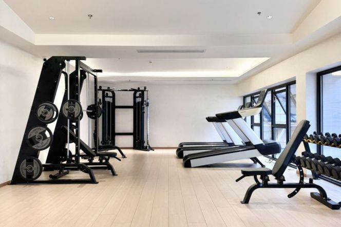 Jing'an 1br suite, 800m to line1, pet friendly with no deposit