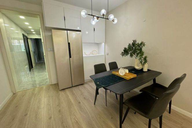Big terrace one bedroom apt+Wall heater+oven @ Line2 & 11 Jiangsu Rd