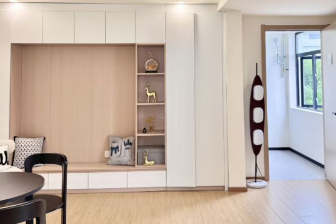 Jing'an 1br suite, 800m to line1, pet friendly with no deposit