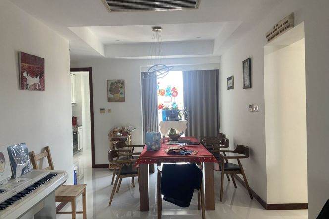 Prime 4BR 2BA 190m² Residence at Crystal Pavilion | W.Nanjing Rd Station