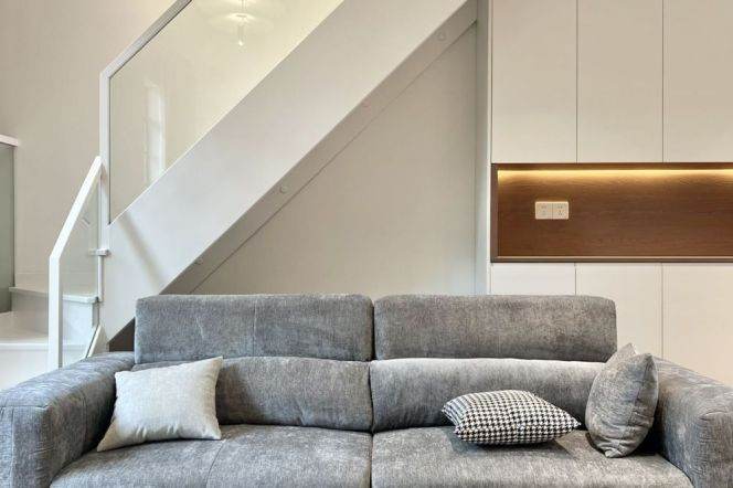brand new 1br Nr west Nanjing road M2/12/13
