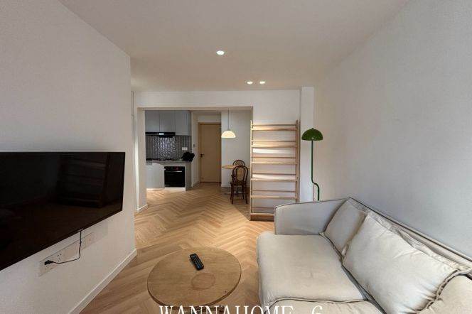 9K+Elevator+1Br 1Bath Apt+Nice Compound+L3+4+10 Hong Qiao Rd+Floor Heating+Large Storage