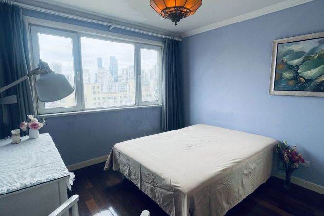 Spacious Shared Apartment Available in Jing’an Area